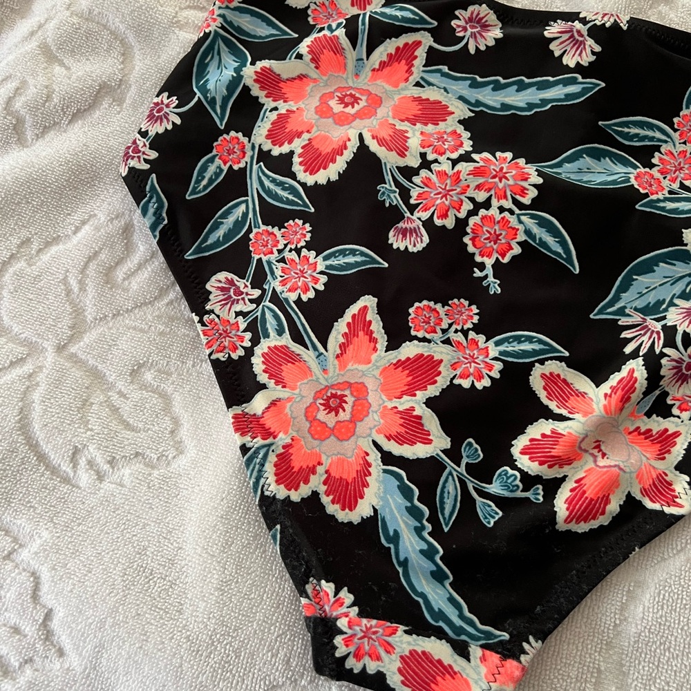 🌟3 for $25🌟 Old Navy Floral Hipster High Cut Swim Bottoms- Black/Pink/Coral/Blu - Picture 6 of 13